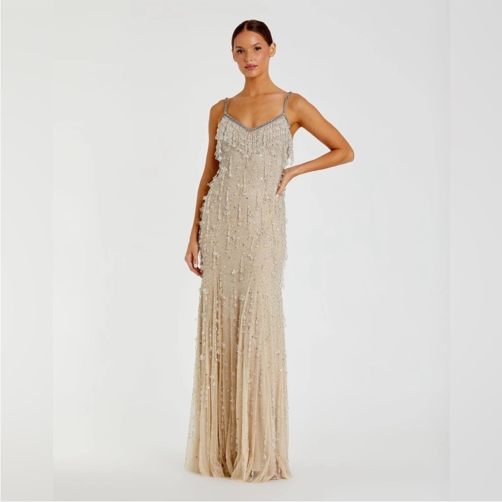 Mac Duggal 10101 Beige V-Neck Column Gown with Fringe Embellishments Sz 6